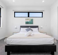 WoW Factorluxe 4BR Townhouseglen Waverley - Accommodation Gladstone