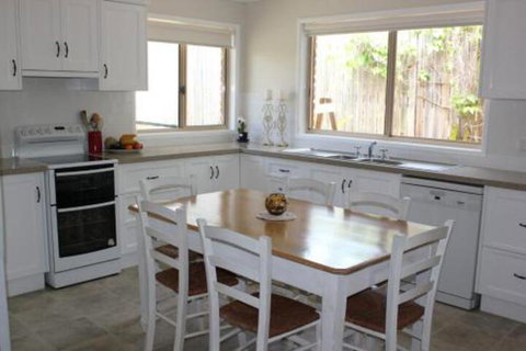 2 51 Carlo Road Rainbow Beach Pets Welcome Air Conditioning Walk To The Shops - Accommodation Gladstone 6