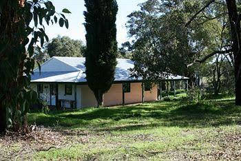 Hoddywell Cottage - Accommodation Gladstone 0