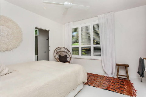 A Summer Resort - Accommodation Gladstone 0