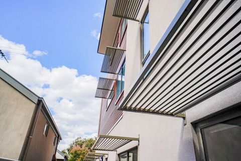 Brunswick Living Luxury Apartments - Accommodation Gladstone 2