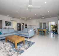 Sandy Decks - Accommodation Gladstone