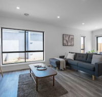 Comfy And Warm Home In Point Cook - Accommodation Gladstone