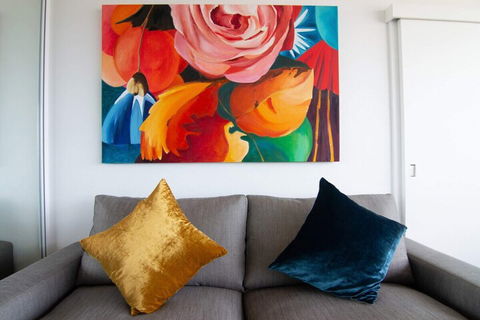 Bright 1 Bedroom Studio With Amazing City Views - Accommodation Gladstone 5