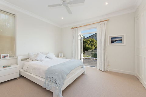 Vaucluse Manor H327 - Accommodation Gladstone 3