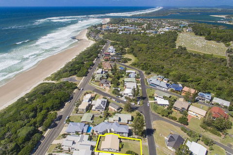 Baileys Beach House - Accommodation Gladstone 3