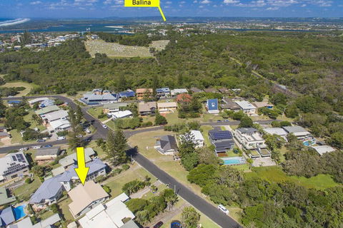 Baileys Beach House - Accommodation Gladstone 1