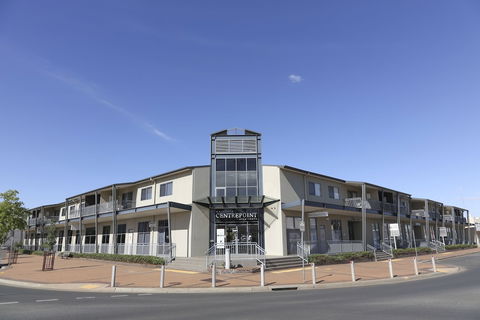 Centrepoint Apartments - Accommodation Gladstone 1