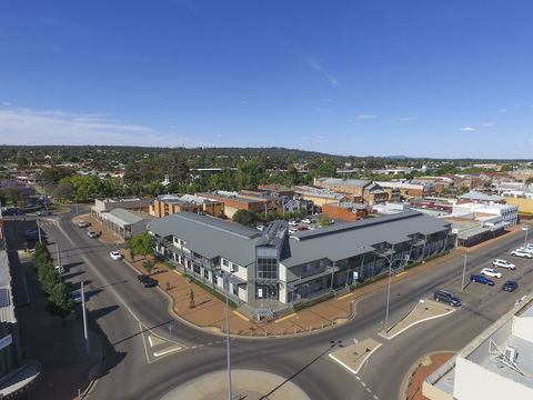 Centrepoint Apartments - Accommodation Gladstone 0