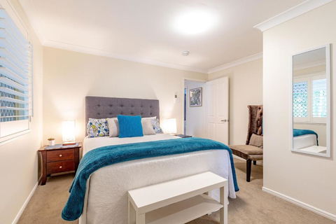 Woodford Gardens - Accommodation Gladstone 5