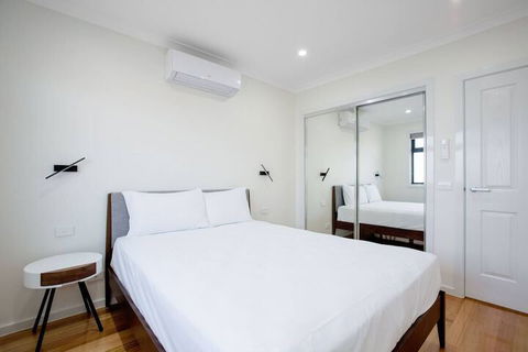 Impressive & Spacious New Townhouse@preston - Accommodation Gladstone 3