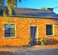 Emma Tiver Heritage Cottage - Accommodation Gladstone