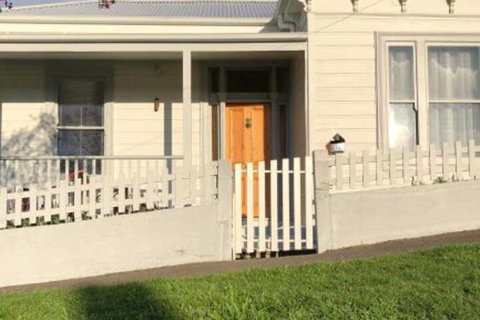 La Casa Cabrera - Accommodation Gladstone 4