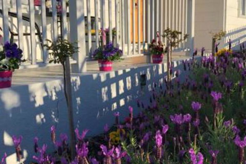 La Casa Cabrera - Accommodation Gladstone 2