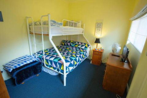A Mariners Place BEST Location In Town! - Accommodation Gladstone 2