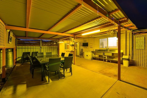 30 Kennedy Street - Accommodation Gladstone 4