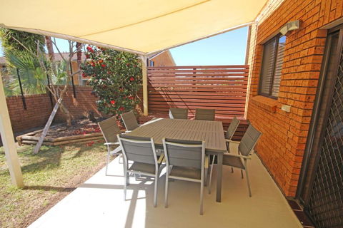 Coffs Harbour Beach Escape - Accommodation Gladstone 6