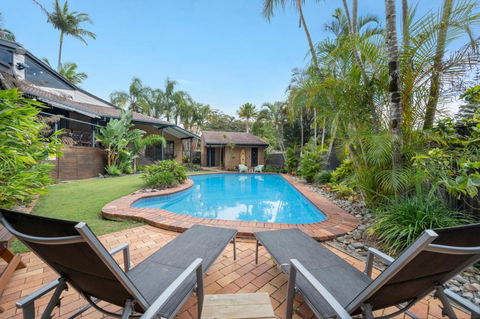 Diggers Beach Surf House - Accommodation Gladstone 4