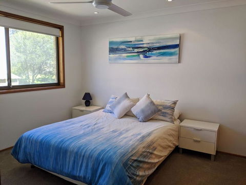 DAVIES STREET 3 / 14 MOLLYMOOK - Accommodation Gladstone 2