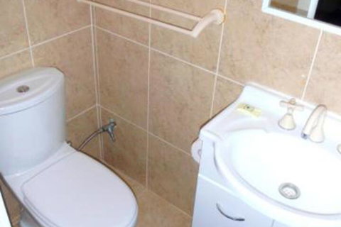 Andorra 1 - Accommodation Gladstone 2