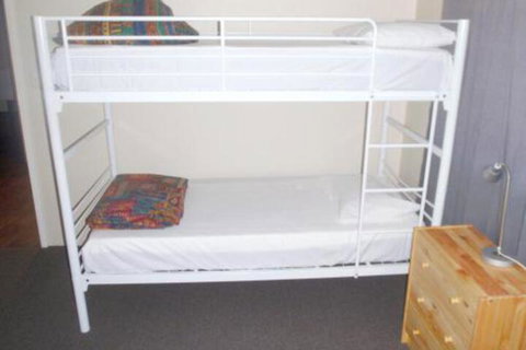 Andorra 1 - Accommodation Gladstone 3