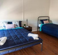 The Oaks Hotel - Accommodation Gladstone