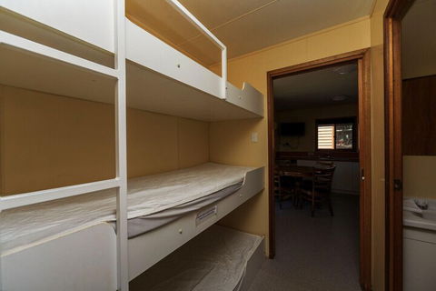 Reflections Holiday Parks Copeton Waters - Accommodation Gladstone 7