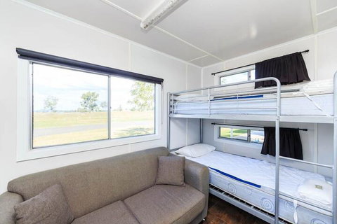 Reflections Holiday Parks Lake Keepit - Accommodation Gladstone 3
