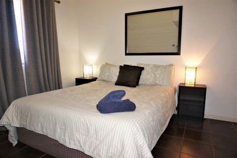 Osprey Holiday Village Unit 113 / 2 Bedroom - Accommodation Gladstone 5