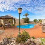 Osprey Holiday Village Unit 112 Vibrant 3 Bedroom Holiday Villa With A Pool In The Complex - Accommodation Gladstone 1