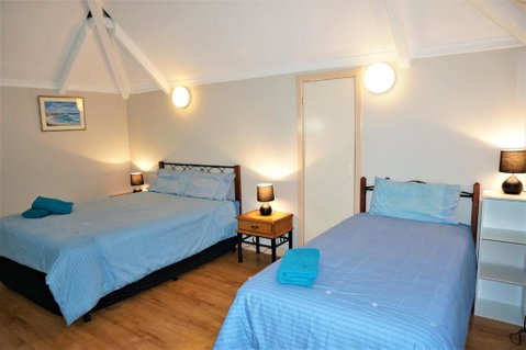 Osprey Holiday Village Unit 109 Pleasant 3 Bedroom Holiday Villa With A Pool In The Complex - Accommodation Gladstone 6