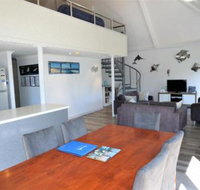 Osprey Holiday Village Unit 121 Fantastic 3 Bedroom Holiday Villa with a Pool in the Complex - Accommodation Gladstone