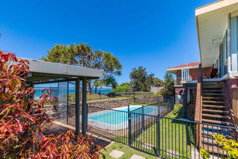 Captains Quarters - Accommodation Gladstone 5