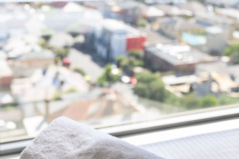 JUDD A Stylish Abode Awaits You - Accommodation Gladstone 7