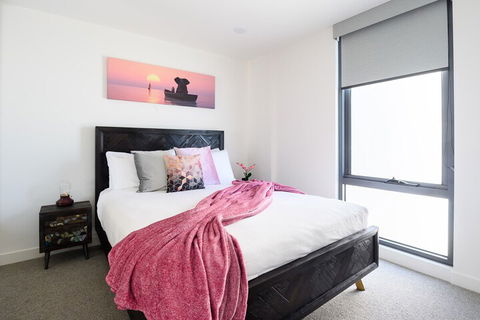JUDD A Stylish Abode Awaits You - Accommodation Gladstone 3