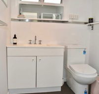 Charming 1BD Apartment in Leafy green Hawthorn - Accommodation Gladstone