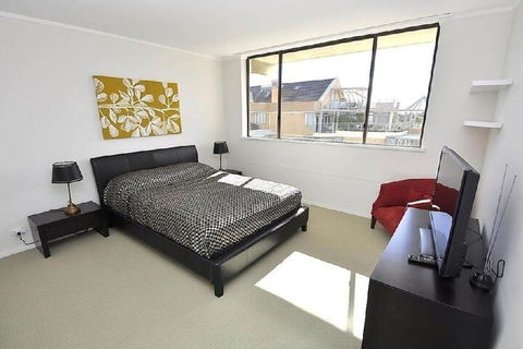 North Sydney Furnished Apartments - Accommodation Gladstone 4