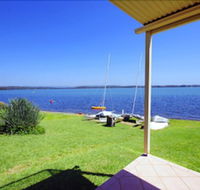 Blue Water at Mannering Park - Accommodation Gladstone