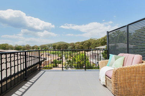 Aqua Lagoon - Accommodation Gladstone 1