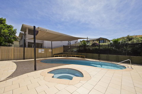 Aqua Lagoon - Accommodation Gladstone 6