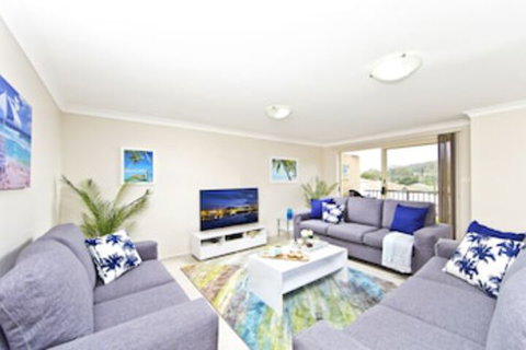 Aqua Lagoon - Accommodation Gladstone 0