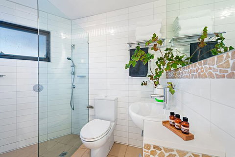 Meko Townhouse - Accommodation Gladstone 5