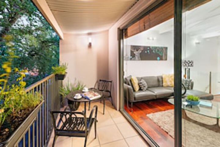 Carlton VIC Accommodation Gladstone