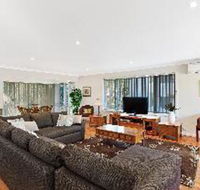 3 Bedroom House Bay Serene 15 Mistral Close - Accommodation Gladstone