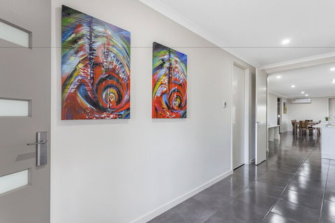 Point Cook Villas - Accommodation Gladstone 3