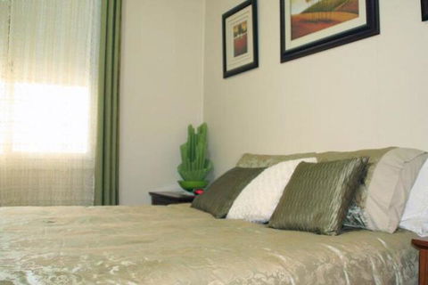 Explorers Holiday House - Accommodation Gladstone 7