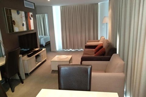 JABCA Apartments - Accommodation Gladstone 5