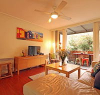 Colour Pop - Rejuvenate Stays - Accommodation Gladstone