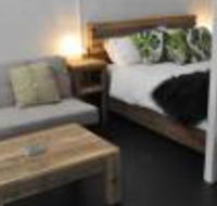 The Jungle Stays - Accommodation Gladstone