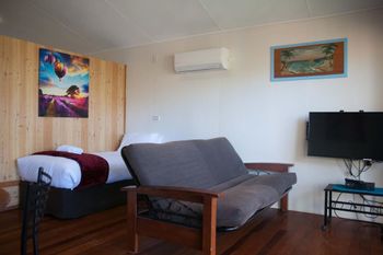15 Korora Palms 1 Bedroom Bure - Accommodation Gladstone 6